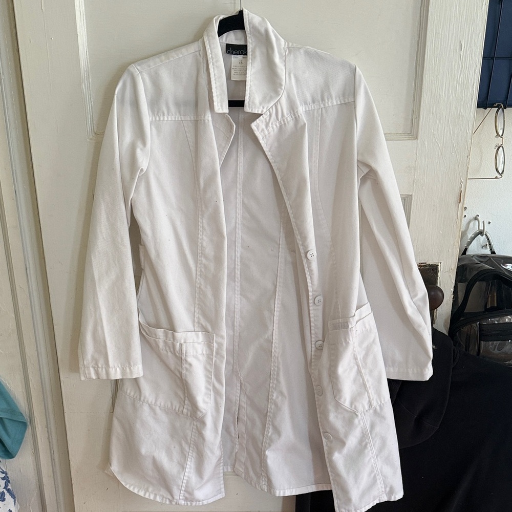 Cherokee Women's Cream lab  Coat